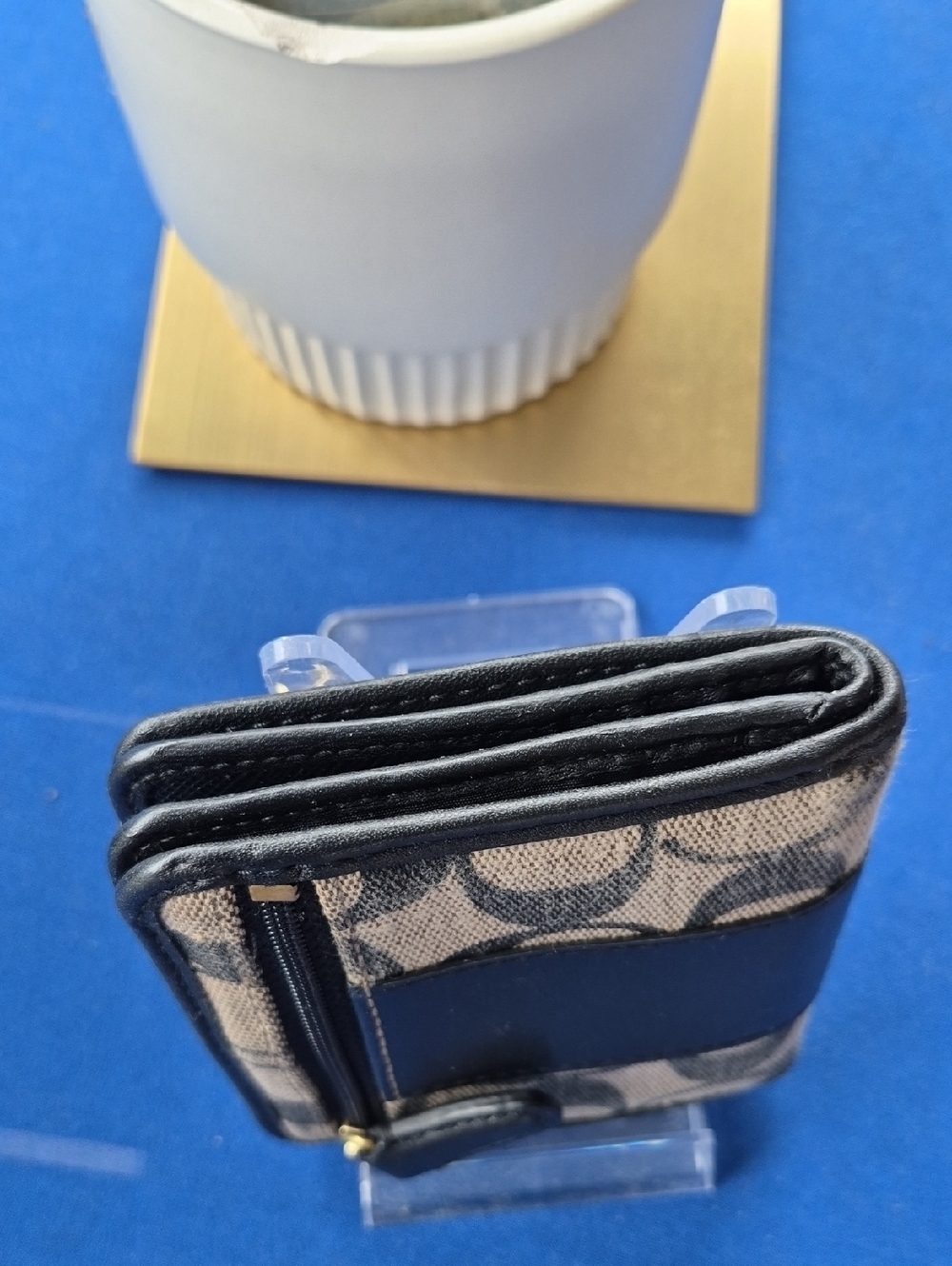 COACH SIGNATURE C JACQUARD & LEATHER Bi-Fold Snap Wallet 🎀 BLACK & TAN 🖤 GUC - Picture 12 of 12
